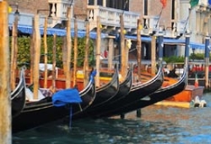 Hölzpfähle Venedig